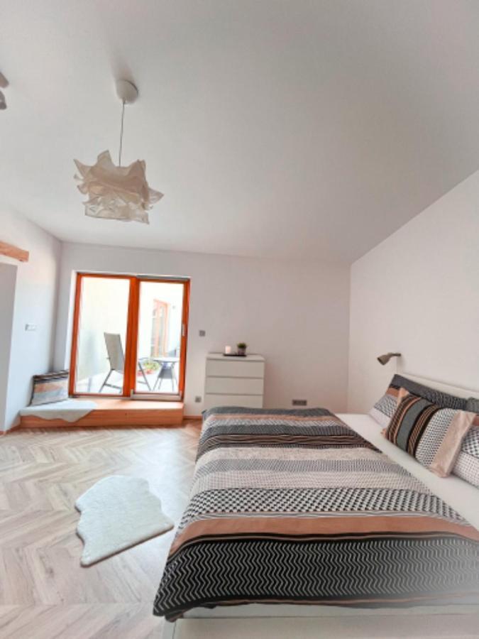Apartman Niklan Roznov pod Radhostem Ngoại thất bức ảnh