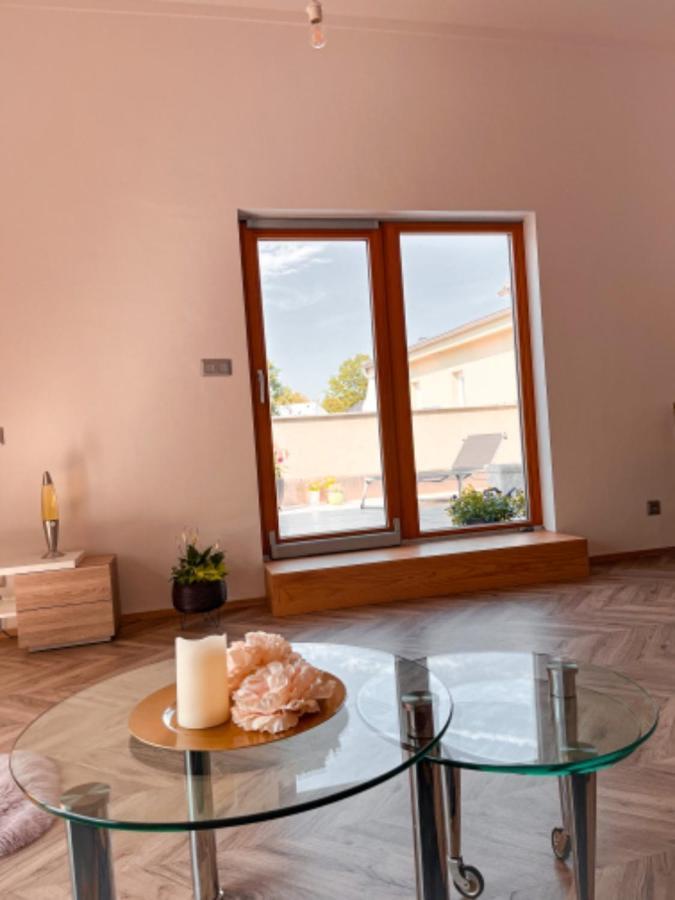 Apartman Niklan Roznov pod Radhostem Ngoại thất bức ảnh